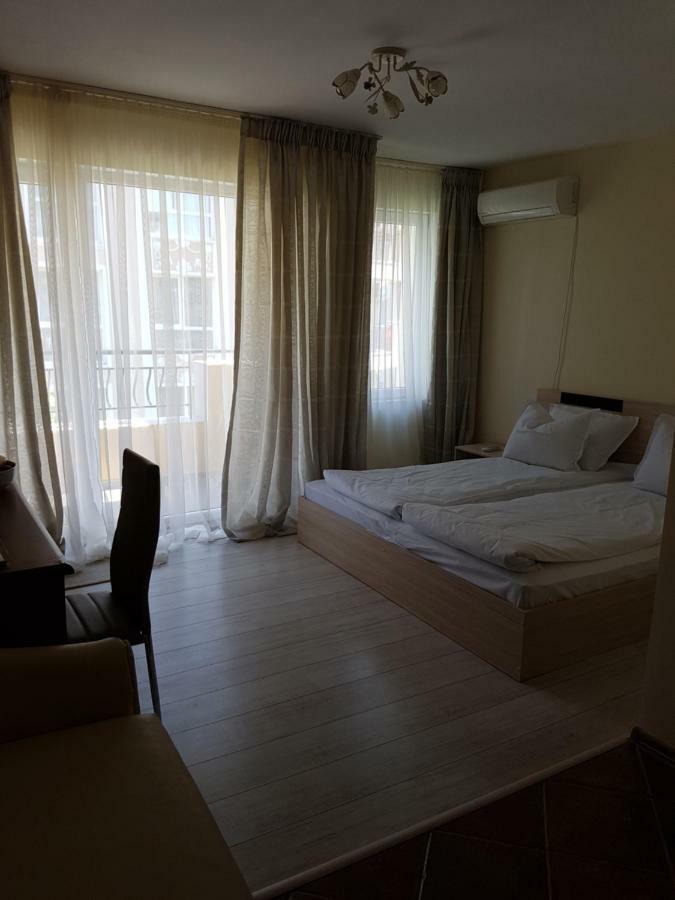 Guesthouse Zanier Несебир Екстер'єр фото