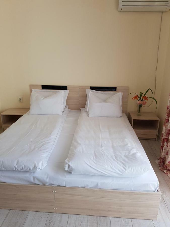 Guesthouse Zanier Несебир Екстер'єр фото
